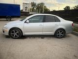 Volkswagen Jetta 2005 года за 3 050 000 тг. в Рудный – фото 4