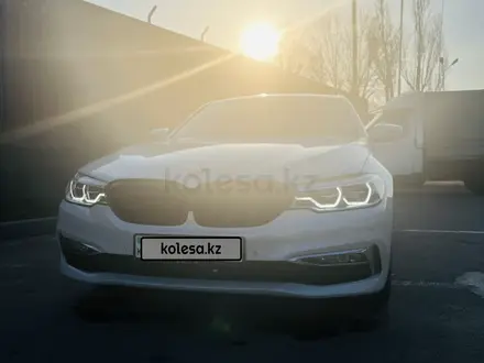 BMW 540 2017 года за 16 600 000 тг. в Алматы – фото 2