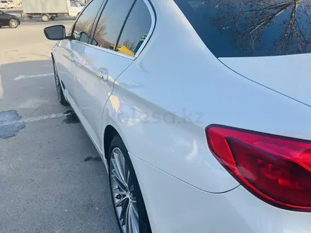 BMW 540 2017 года за 16 600 000 тг. в Алматы – фото 8