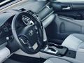 Toyota Camry 2013 года за 7 300 000 тг. в Актобе – фото 8