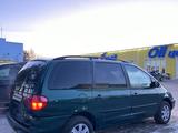 Volkswagen Sharan 1996 годаүшін2 750 000 тг. в Костанай – фото 3