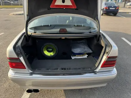 Mercedes-Benz E 320 1998 года за 5 300 000 тг. в Алматы – фото 15