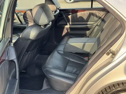 Mercedes-Benz E 320 1998 года за 5 300 000 тг. в Алматы – фото 20