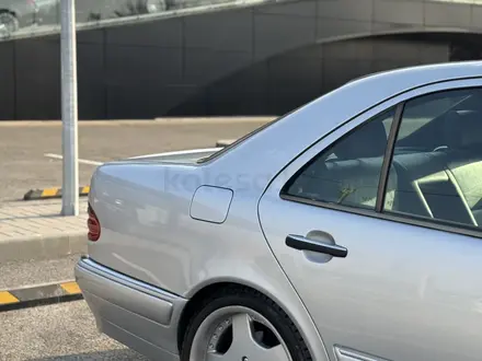 Mercedes-Benz E 320 1998 года за 5 300 000 тг. в Алматы – фото 5