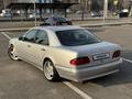 Mercedes-Benz E 320 1998 годаүшін5 300 000 тг. в Алматы – фото 6