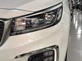 Kia Carnival 2020 года за 14 500 000 тг. в Атырау – фото 3