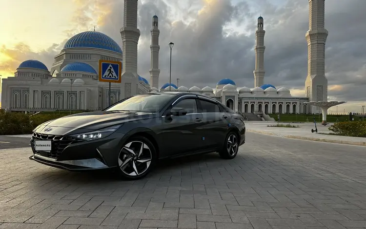 Hyundai Avante 2021 года за 10 900 000 тг. в Астана