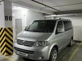Volkswagen Caravelle 2005 года за 7 300 000 тг. в Астана – фото 4