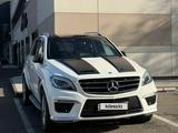 Mercedes-Benz ML 400 2014 года за 17 500 000 тг. в Алматы