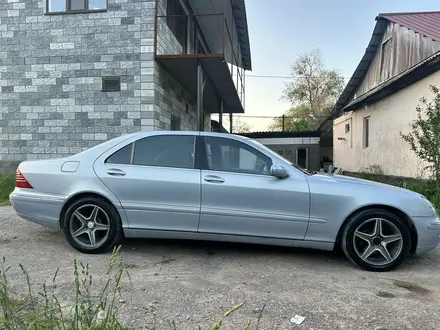 Mercedes-Benz S 320 2002 года за 4 000 000 тг. в Алматы – фото 4