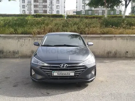 Hyundai Elantra 2019 года за 9 500 000 тг. в Шымкент