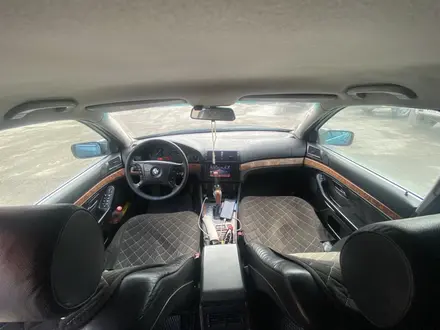 BMW 528 2001 года за 2 850 000 тг. в Алматы – фото 6