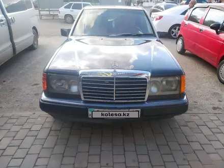 Mercedes-Benz E 230 1992 года за 1 750 000 тг. в Шымкент – фото 5