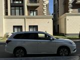 Mitsubishi Outlander 2022 годаfor11 500 000 тг. в Алматы – фото 4