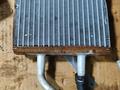 Радиатор отопителя (печки) Мазда 323f за 15 000 тг. в Караганда – фото 2