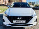 Hyundai Accent 2020 года за 7 200 000 тг. в Степногорск – фото 2