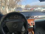 Mercedes-Benz E 250 1994 года за 900 000 тг. в Сатпаев – фото 3