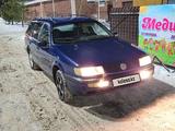 Volkswagen Passat 1993 годаfor1 500 000 тг. в Астана