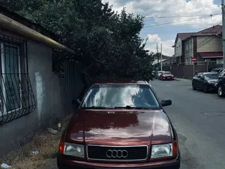 Audi 100