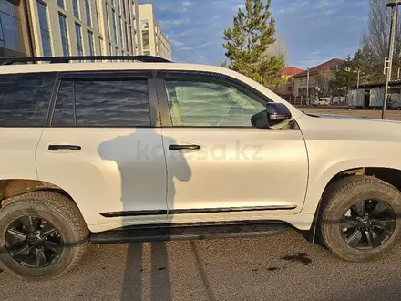 Toyota Land Cruiser Prado 2022 года за 29 300 000 тг. в Астана – фото 6