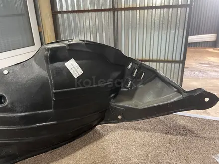 Передний подкрыльник — Honda CRV 2002-2006 за 6 000 тг. в Алматы – фото 2