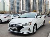 Hyundai Elantra 2019 годаfor8 650 000 тг. в Алматы – фото 5