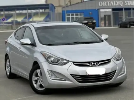 Hyundai Elantra 2015 года за 4 000 000 тг. в Атырау – фото 3