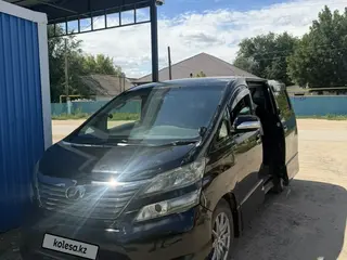 Toyota Vellfire, 2010
