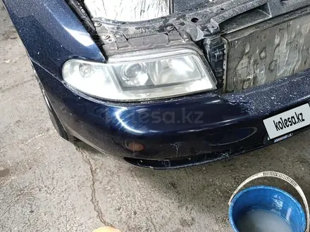 Audi A4 1997 года за 1 500 000 тг. в Астана – фото 2