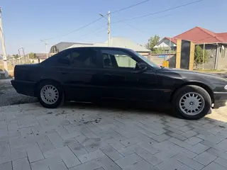 BMW 7 Series, 2000