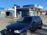 Volkswagen Golf 1997 годаүшін2 300 000 тг. в Алматы