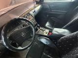 Mercedes-Benz E 230 1995 годаүшін1 400 000 тг. в Семей