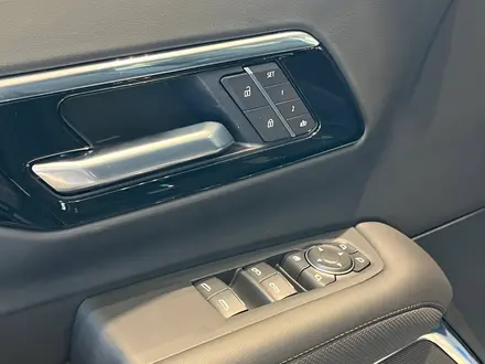 Chevrolet Tahoe High Country 2026 года за 49 990 000 тг. в Костанай – фото 18