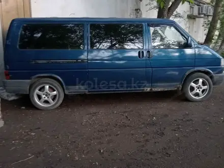 Volkswagen Caravelle 1993 годаүшін2 500 000 тг. в Караганда