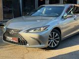 Lexus ES 250 2019 года за 16 495 000 тг. в Караганда – фото 2