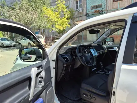Toyota Land Cruiser Prado 2018 года за 23 000 000 тг. в Астана – фото 13