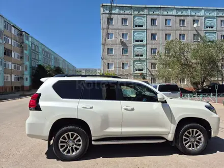 Toyota Land Cruiser Prado 2018 года за 23 000 000 тг. в Астана – фото 8
