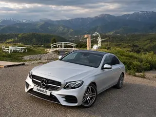 Mercedes-Benz E 300