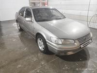 Toyota Camry 1998 годаfor3 300 000 тг. в Экибастуз