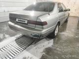 Toyota Camry 1998 годаfor3 300 000 тг. в Экибастуз – фото 4