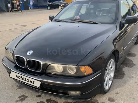 BMW 528 1996 года за 3 200 000 тг. в Алматы – фото 8