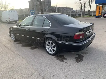 BMW 528 1996 года за 3 200 000 тг. в Алматы – фото 6