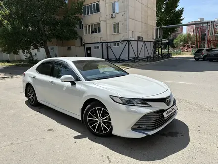 Toyota Camry 2021 года за 13 900 000 тг. в Уральск – фото 6