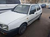 Volkswagen Golf 1993 года за 686 000 тг. в Алматы – фото 3