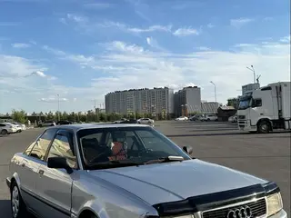 Audi 80