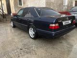 Mercedes-Benz E 280 1994 года за 2 400 000 тг. в Шымкент – фото 3