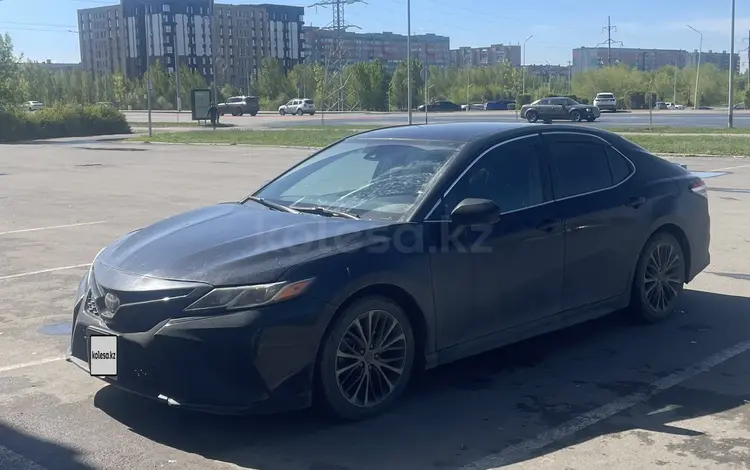 Toyota Camry 2020 года за 11 500 000 тг. в Актобе