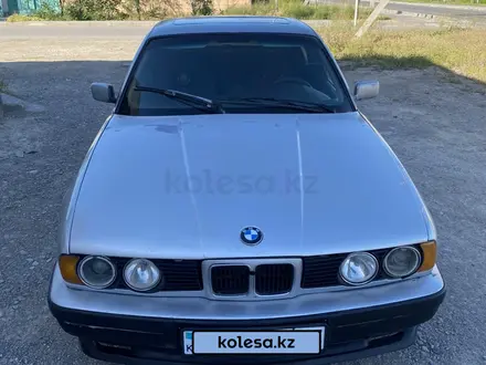 BMW 525 1994 года за 950 000 тг. в Туркестан – фото 2