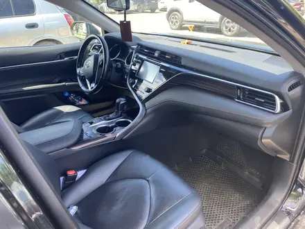 Toyota Camry 2020 года за 13 000 000 тг. в Костанай – фото 6