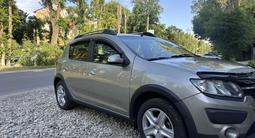 Renault Sandero Stepway 2015 года за 3 300 000 тг. в Тараз – фото 2